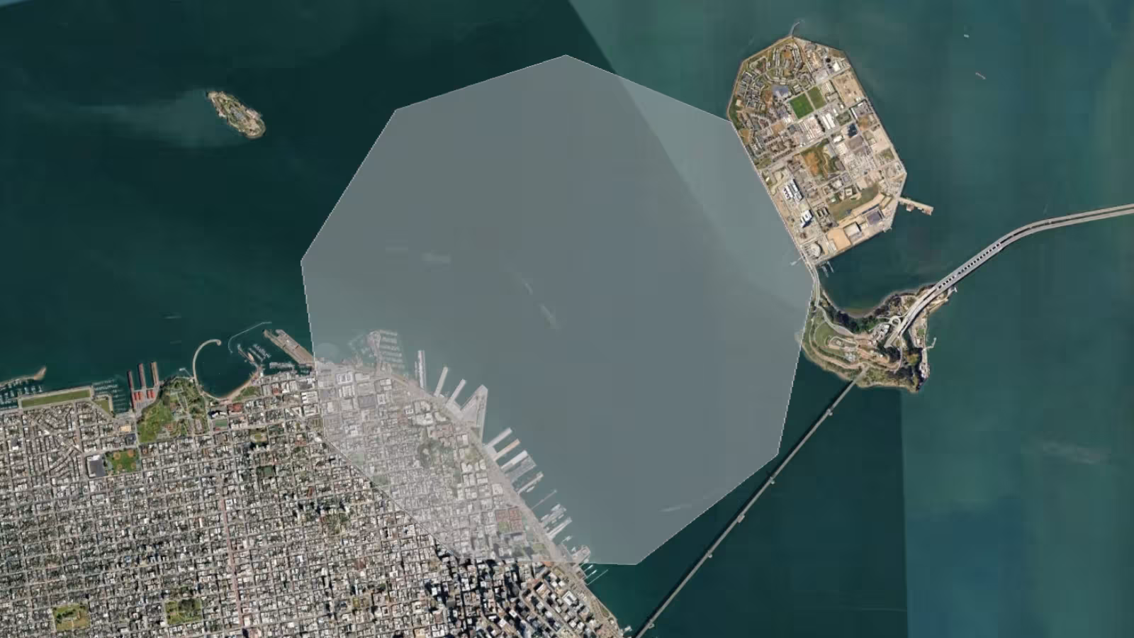 L’ennéagone formé par les rues de San Francisco et Treasure Island, vu par satellite.