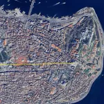 L’alignement se termine sur le dôme de Sainte-Sophie, à environ 500 mètres de l’ancien Hippodrome et de ses deux obélisques.