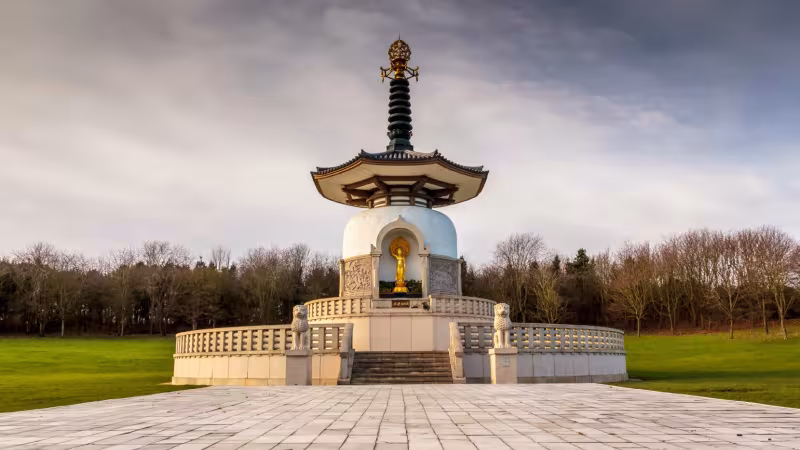 La Pagode de la Paix japonaise à Milton Keynes, Angleterre. Photo : Dan Davidson, 2015.